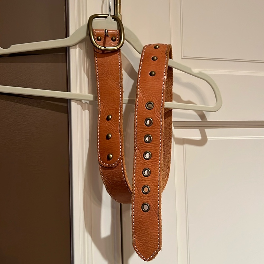 Vintage collection tan leather belt M